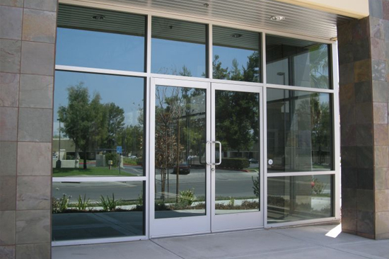 Redlands-commercial-door-repair
